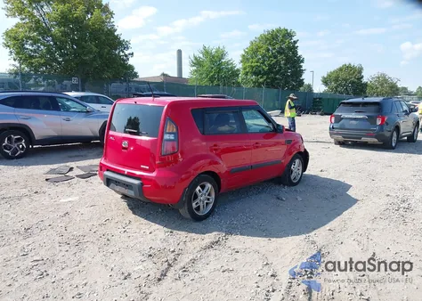 2011 Kia Soul + z USA, uszkodzony, nr VIN KNDJT2A26B7226447
